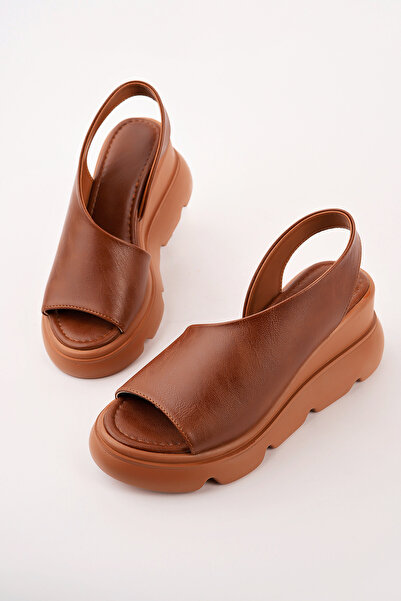 Madam Tarz MNR-2547 Σανδάλια με σφήνα σόλα