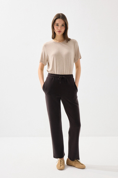 Gusto Knitted Pipe Leg Modal Sweatpants - Brown