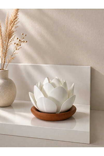 zulya Lotus Çiçeği LED Mumluk – Dekoratif Gece Lambası | Modern Minimal Mumluk