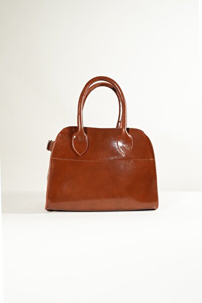 BAHELS حقيبة يد وكتف نسائية صغيرة الحجم من كاميلا باللون البني مع إبزيم ذهبي