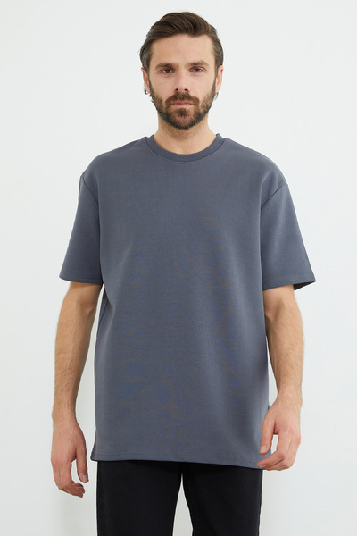 Fulla Moda Βασικό μπλουζάκι με λαιμόκοψη ποδηλάτου και σχέδιο interlock