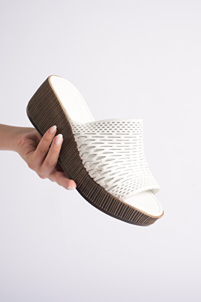 AYAKKABİSEPETİ ΛΕΥΚΕΣ ΓΥΝΑΙΚΕΙΕΣ ΠΑΝΤΟΦΛΕΣ ΑΠΟ ΓΝΗΣΙΟ ΔΕΡΜΑ ΕΞΩΤΕΡΙΚΑ ΚΑΙ ΕΣΩ...