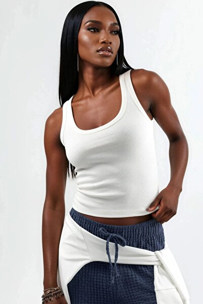 Hiccup Busem Sleeveless U-Neck Modal Cotton Top
