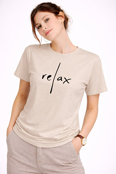 NEVERMIND Γυναικείο μπλουζάκι Basic Minimal με στάμπα και γράμματα, καθημεριν...