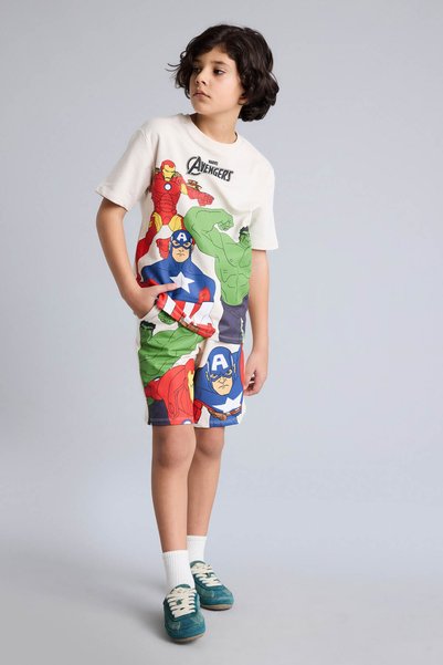 DeFacto Marvel Avengers T-Shirt and Shorts 2-Piece Set for Boy H0282A826Sm
