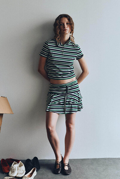 DeFacto Ριγέ Μίνι Φούστα με Κανονική Μέση και Ριμπάνες H0801AX26SP