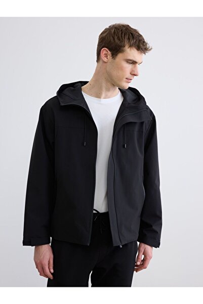 LC Waikiki Standard Mold Hooded Men's Raincoat