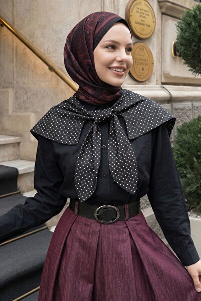 InStyle Μαύρο πουκάμισο με πουά γιακά και διακοσμητικά στοιχεία