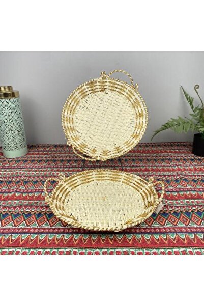 sallat almawasim Small White and Gold Circular Plate
