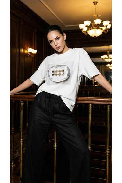 Amia&Co. Ecru Oversize Γυναικείο T-Shirt με θέμα τα κοσμήματα και στάμπα, με ...