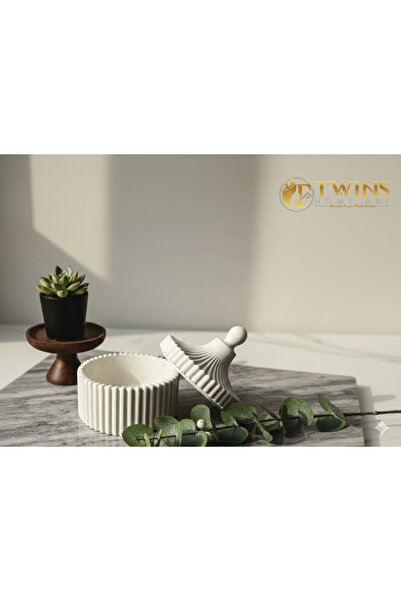 twins home art Striped Decorative Box