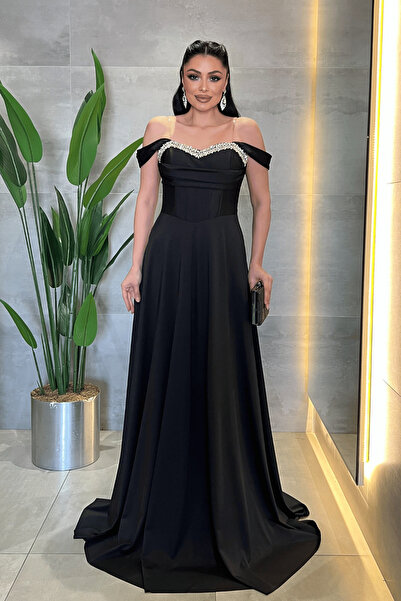 giyimmasalı Βραδινό φόρεμα από σατέν ύφασμα με λεπτομέρεια από πέτρα Balen - ...