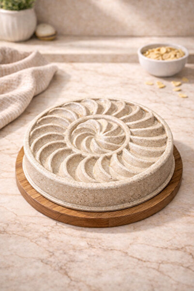 LAVONNI Nera Granit Pie & Cake Mold |   Non-Stick Cast Cake Mold with Slices,...