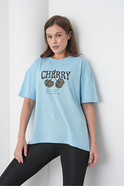 caddekombin Μπλουζάκι με λεοπάρ σχέδιο και στάμπα κεράσι, από βαμβακερό χτενι...