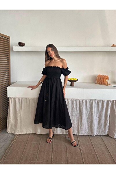 Ekim Store Μακρύ φόρεμα με δαντέλα και βολάν στους ώμους