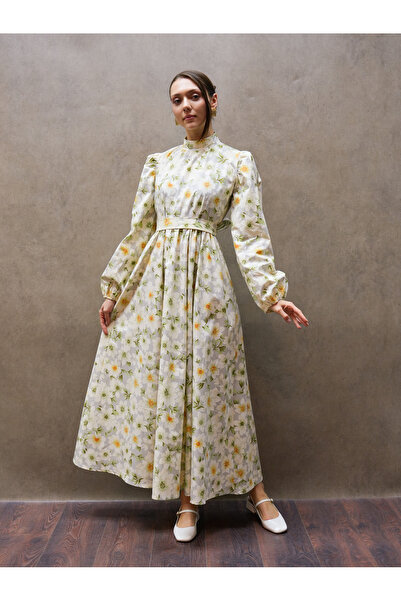 KÜÇÜĞÜM BUTİK فستان طويل واسع من الأسفل بياقة هاكيم وتصميم زهرة الأزاليا الخضراء