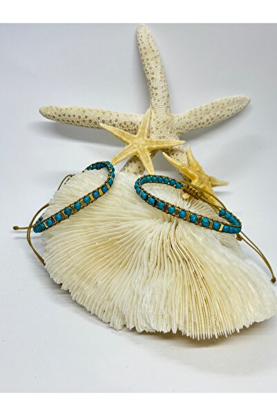 gemsartdeco Turquoise Natural Stone Bracelet with Gold Strips