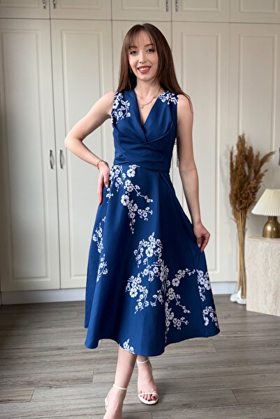 Dilay Gökoğlu Butik Φόρεμα με κέντημα λουλουδιών, διπλό στήθος, μίντι, σε σκο...