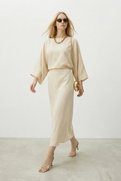 VAGGON Φόρεμα με φαρδιά γραμμή και μανίκια νυχτερίδας με επένδυση