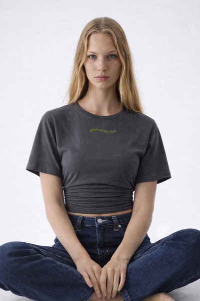 COMBİNE MİCHAİL Γυναικεία μπλούζα Energy Club με στάμπα και σμοκένισμα