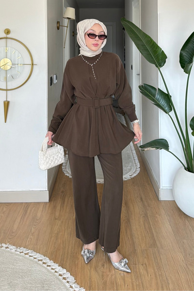 Tesettür Diyarı Σετ Τεσεττούρ με υφασμάτινη ζώνη Mersa Cupra - Καφέ