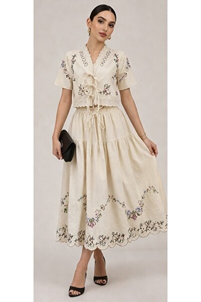 D'RECCY Σετ πουκάμισο και φούστα με λεπτομέρειες από δαντέλα γκιπούρ και κεντ...