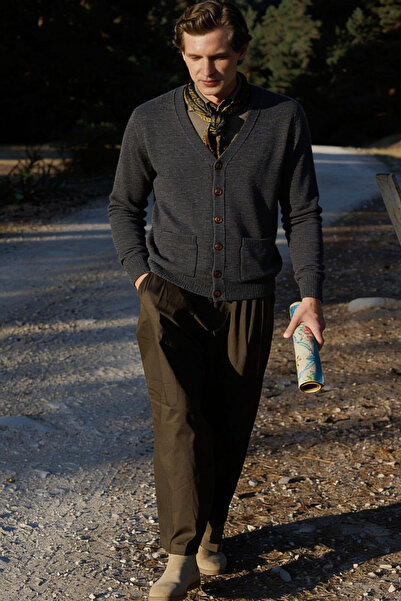 Desen Triko Ανδρική μάλλινη ζακέτα με λαιμόκοψη V και τσέπες, καπνιστή