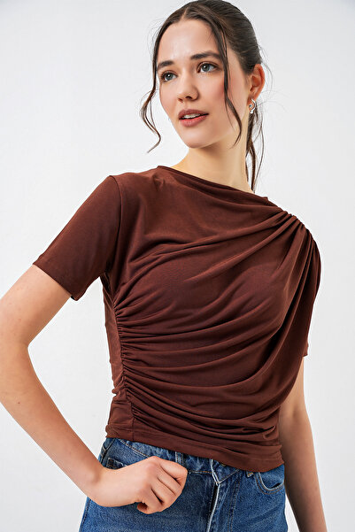 Bigdart Μπλούζα με κοντό μανίκι και λεπτομέρεια με κορδόνι 945 - Καφέ