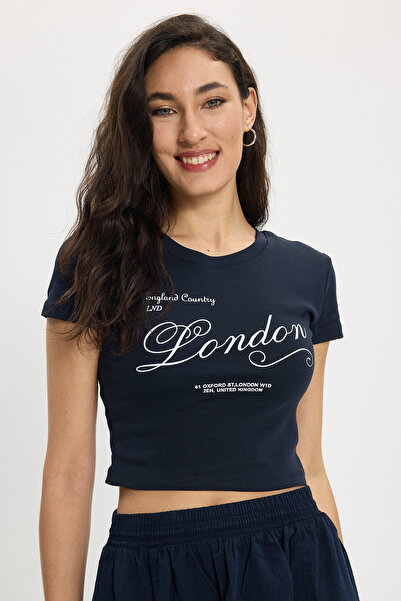 Tudors Γυναικεία μπλούζα με λεπτή εφαρμογή, 100% βαμβακερή, με λαιμόκοψη ποδη...