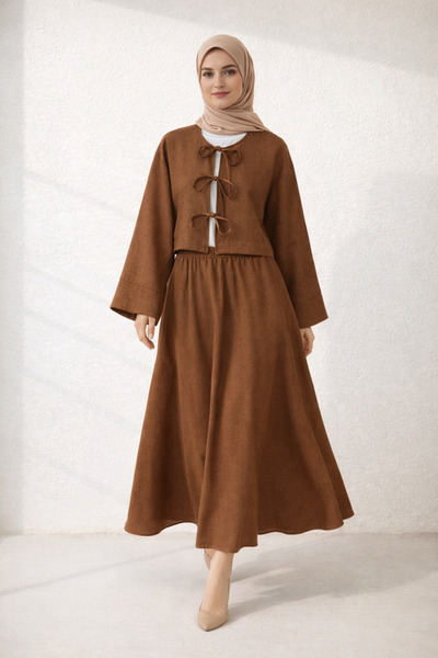 Kirazgym Μπλούζα Crop με λεπτομέρεια δεσίματος &amp;   Σετ μάξι φούστας με ελ...