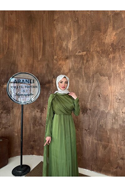 Aranlı tekstil Cape-Style Evening Dress