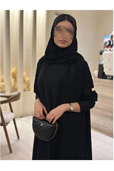 RAFFAL عباية نهلة لمار سوداء بقصة نصف كلوش – مطرزة من الامام مع طرحة مطرزة