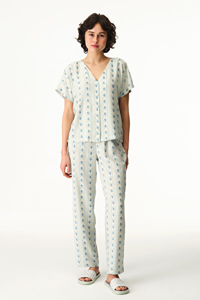 Penti Ανοιχτό πράσινο σετ πιτζάμες με ριγέ πουκάμισο και παντελόνι με κουμπιά...