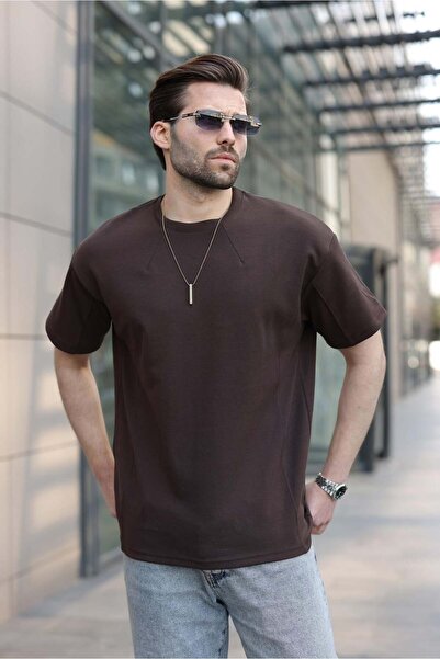 Madmext Ανδρικό T-shirt σε καφέ χρώμα με λεπτομέρεια ραφής και κανονική εφαρμ...