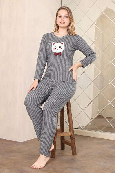 Fulla Moda Cat Embroidered Crew Neck Long Sleeve Pajama Set