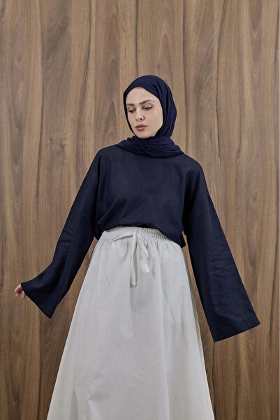 Faya Boutique بلوزة كتان باللون الأزرق الداكن