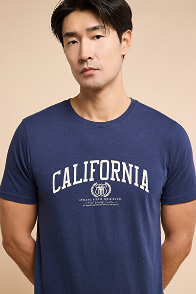R&B Typography Print T-Shirt with Crew Neck and Short Sleeves