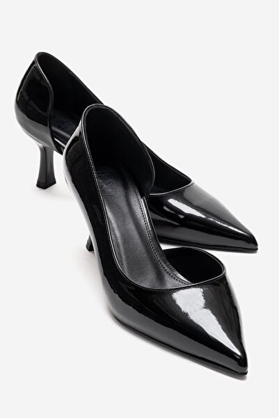 LuviShoes AREL Μαύρα λουστρίνια γυναικεία παπούτσια με τακούνι