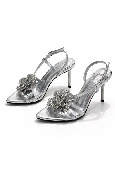 PATRON SHOES صندل نسائي بكعب رفيع وتفاصيل حجرية، حذاء أنيق للسهرات