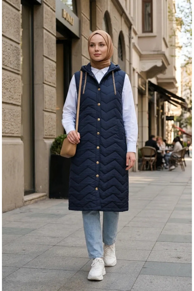 sefamerve Καπιτονέ γιλέκο με λεπτομέρεια αλυσίδας 71310-04 Ναυτικό μπλε