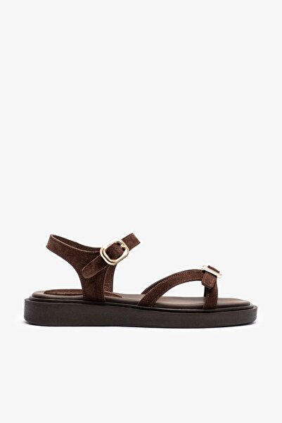 Louis Cardy Γυναικεία σανδάλια Carmela από καφέ δέρμα σουέντ