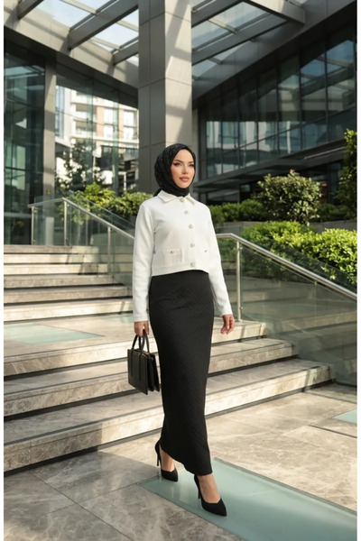 sefamerve Κομψό Σετ με Διπλό Κουμπί και Λεπτομέρειες 71240-01 Κρεμ Μαύρο