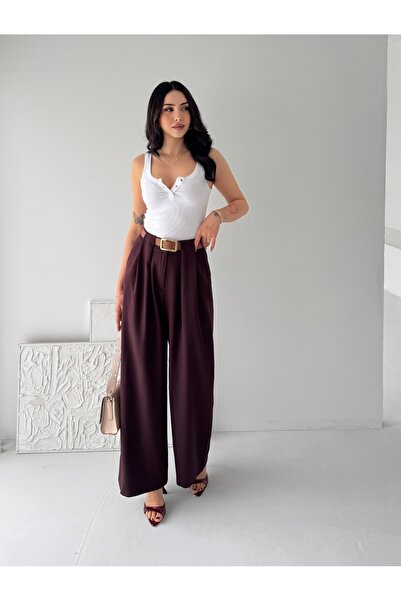 chize Μοντέρνο παντελόνι με ψηλή μέση, λεπτομέρεια με πιέτες στη μέση και φαρ...