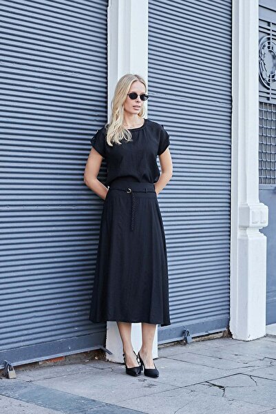 Jument Γυναικεία ψηλόμεση φούστα με διχτυωτή ζώνη και μήκος μίντι - Μαύρη