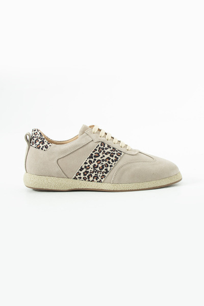 Siena Shoes حذاء رياضي نسائي من Uvero مصنوع من الجلد الطبيعي باللون البيج من ...