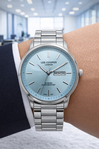 Le Cooper Men's Wristwatch Ice Blue Dial Stainless Steel Case Steel Band Suit...