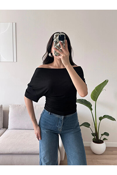 Zoom Butik Bel Oturtmalı Kayık Yaka Bluz - SİYAH