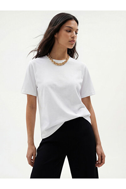 LC Waikiki Γυναικείο μπλουζάκι NEVAVM με λευκό οβάλ γιακά LCW Vision - S6S451...