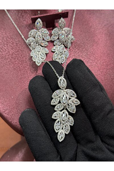 rive.jewelry Royal Blossom Kolye & Küpe Seti – Zirkon Taşlı, Rodyum Kaplama (...