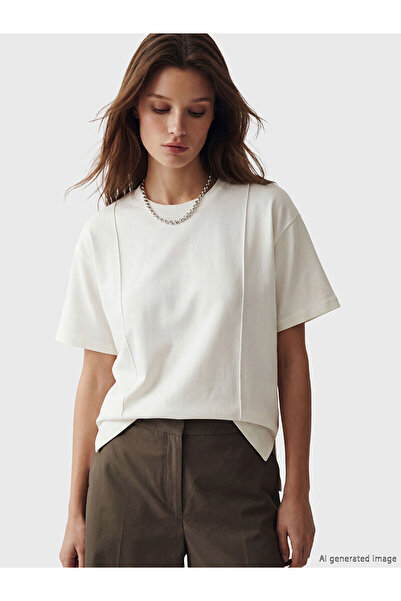 LC Waikiki NEVAVM Farkıyla LCW Modest Λευκό Οβάλ Γυναικείο T-Shirt με λαιμόκο...